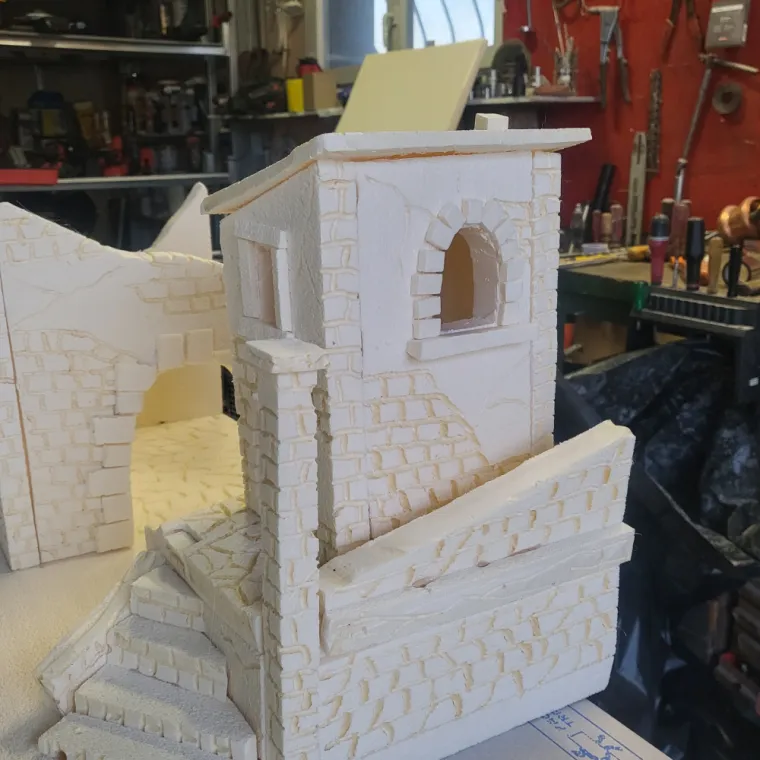 Construction crèche de Noël à PERONNAS