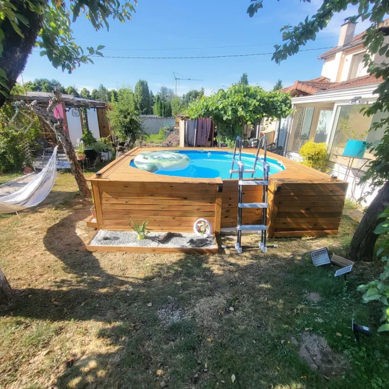 Habillage d'une piscine hors-sol à PERONNAS, Bourg-en-Bresse, L'Art Italien - NERI Mauro