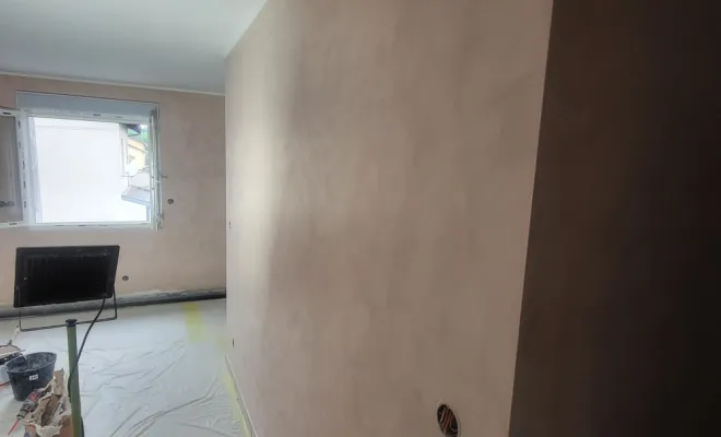 Préparation de murs avec une finition décorative dans un appartement en construction à Bourg-en-Bresse, Bourg-en-Bresse, L'Art Italien - NERI Mauro