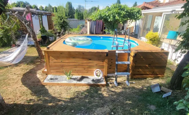 Habillage d'une piscine hors-sol à PERONNAS, Bourg-en-Bresse, L'Art Italien - NERI Mauro