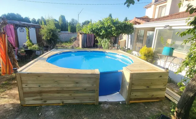 Habillage d'une piscine hors-sol à PERONNAS, Bourg-en-Bresse, L'Art Italien - NERI Mauro