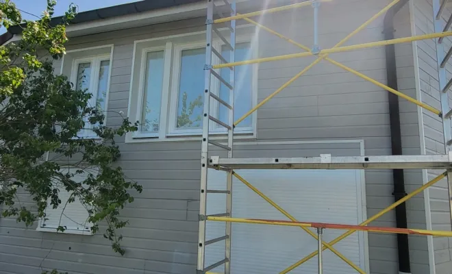 Mise en peinture fenêtre extérieure maison Péronnas