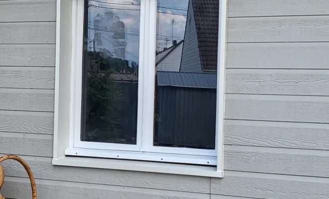 Mise en peinture fenêtre extérieure maison Péronnas