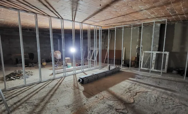 Délimitation des séparatives en structures métalliques