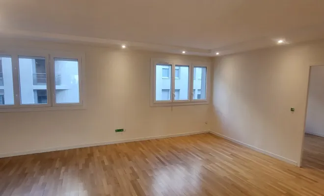 Reprise malfaçons logements: Application peinture murs et plafonds