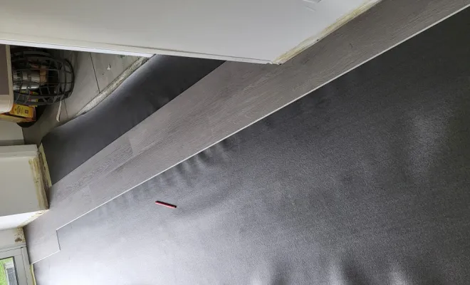 Pose parquet stratifié sur sous couche vinyle